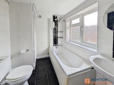 3 bedroom Terraced House to let in Cecil Street, Butts, Walsall, WS4