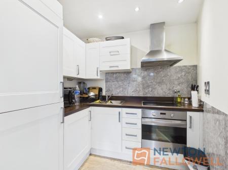 2 bedroom Flat for sale in Smiths Flour Mill, Walsall, WS2