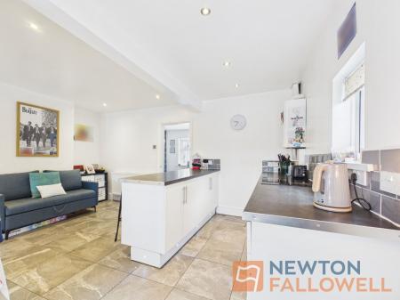 3 bedroom Semi-detached house for sale in Allens Lane, Walsall, WS3