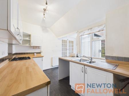 3 bedroom Semi-detached house for sale in Sneyd Lane, Walsall, WS3