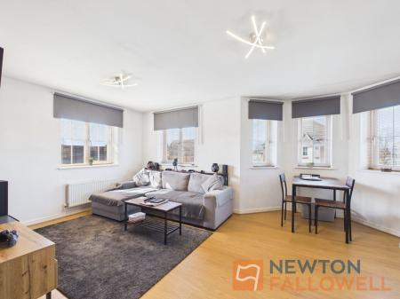 2 bedroom Flat for sale in Walker Road, Walsall, WS3
