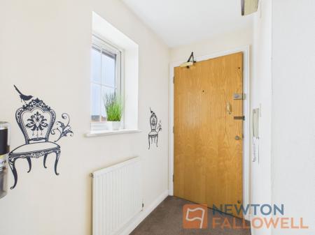 2 bedroom Flat for sale in Walker Road, Walsall, WS3