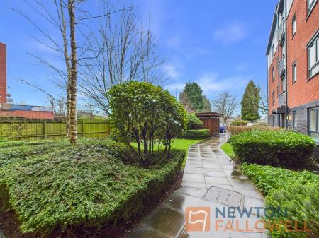 2 bedroom Flat for sale in Broadway, Walsall, WS1