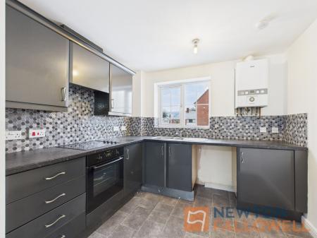 2 bedroom Flat for sale in Walker Road, Walsall, WS3
