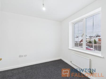 2 bedroom Flat for sale in Walker Road, Walsall, WS3