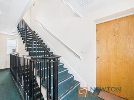 2 bedroom Flat for sale in Walker Road, Walsall, WS3