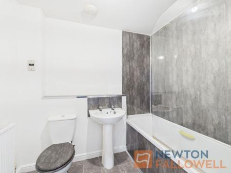 2 bedroom Flat for sale in Walker Road, Walsall, WS3