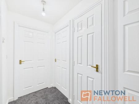 2 bedroom Flat for sale in Walker Road, Walsall, WS3