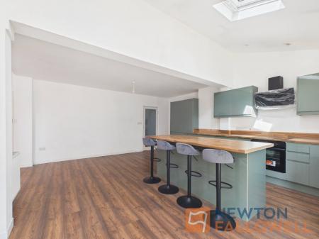 3 bedroom End of terrace house for sale in Archer Road, Walsall, WS3