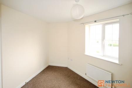 2 bedroom Flat for sale in Newhome Way, Walsall, WS3