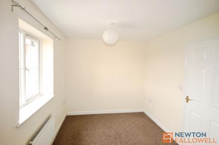2 bedroom Flat for sale in Newhome Way, Walsall, WS3
