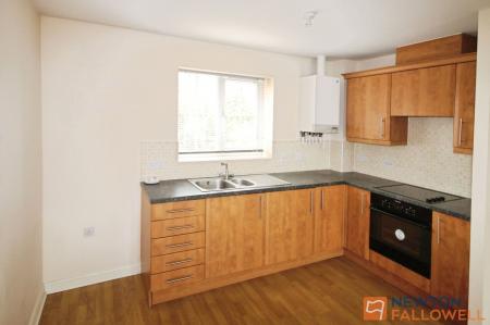 2 bedroom Flat for sale in Newhome Way, Walsall, WS3