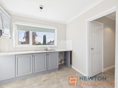 3 bedroom Semi-detached house for sale in Walker Road, Walsall, WS3