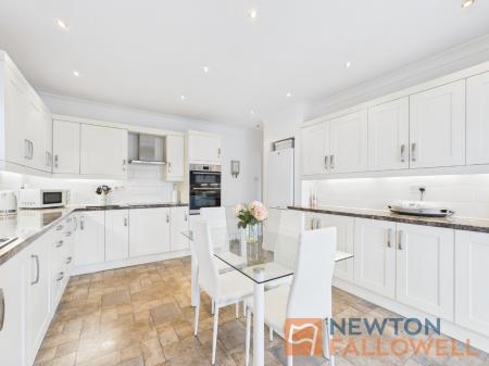 3 bedroom Detached bungalow for sale in Sanstone Close, Walsall, WS3