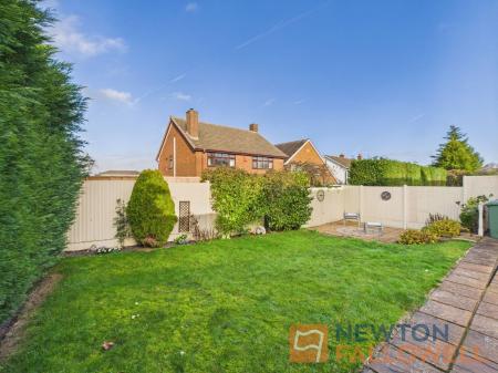 3 bedroom Detached bungalow for sale in Sanstone Close, Walsall, WS3