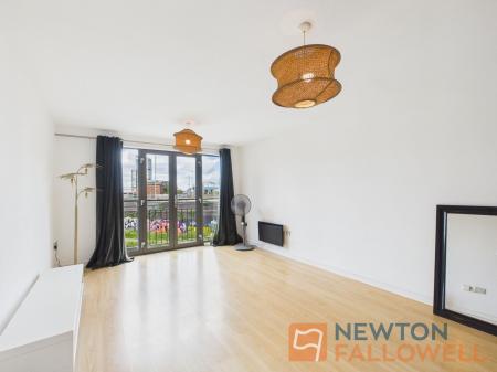 1 bedroom Flat for sale in Albion Street, Wolverhampton, WV1