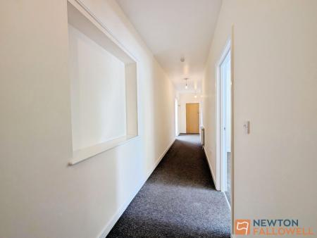 2 bedroom Flat to let in Elmore Row, Walsall, WS3