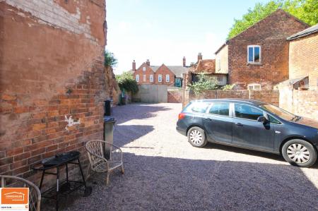1 bedroom Flat to let in Stafford Street, Walsall, WS2
