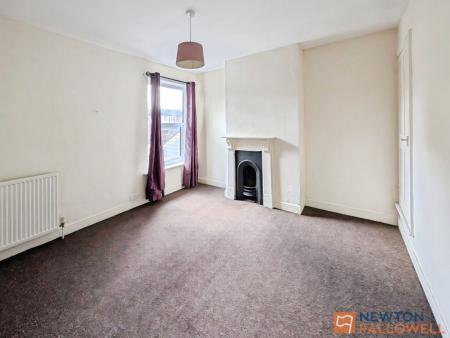 3 bedroom Terraced House to let in Cecil Street, Walsall, WS4