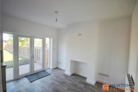 3 bedroom Semi-detached house to let in Station Road, Rushall, WS4