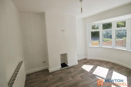 3 bedroom Semi-detached house to let in Station Road, Rushall, WS4