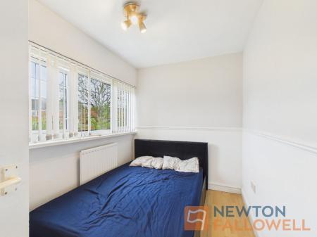 3 bedroom Terraced House to let in Rhys Thomas Close, Willenhall, WV12