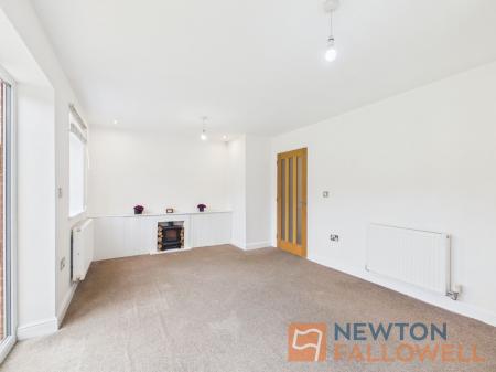 3 bedroom Semi-detached house to let in Leahall Lane, Brereton, WS15