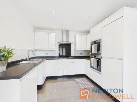3 bedroom Semi-detached house to let in Leahall Lane, Brereton, WS15