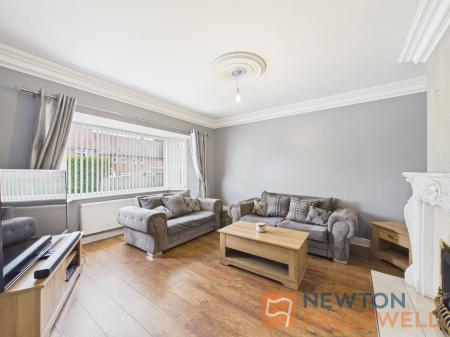 4 bedroom Semi-detached house for sale in Irvine Close, Walsall, WS3