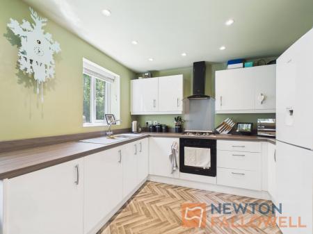 3 bedroom End of terrace house for sale in Catches Drive, Bloxwich, WS3