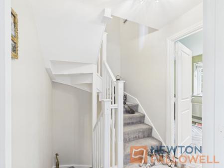 3 bedroom End of terrace house for sale in Catches Drive, Bloxwich, WS3
