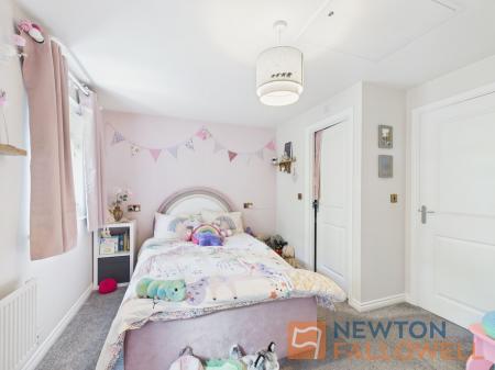 3 bedroom End of terrace house for sale in Catches Drive, Bloxwich, WS3