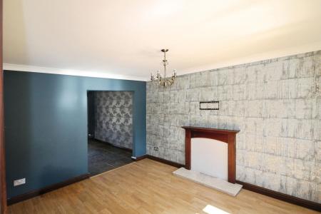2 bedroom Semi-detached house to let in Chetwynd Park, Cannock, WS12