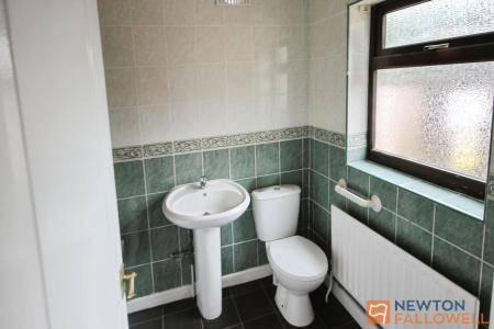 2 bedroom Terraced House to let in Broad Lane, Essington, WV11