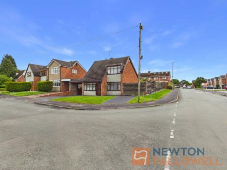 3 bedroom Detached house for sale in Rothesay Way, Willenhall, WV12
