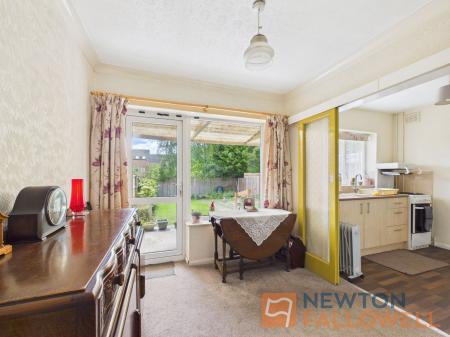 3 bedroom Semi-detached house for sale in Simmonds Road, Walsall, WS3