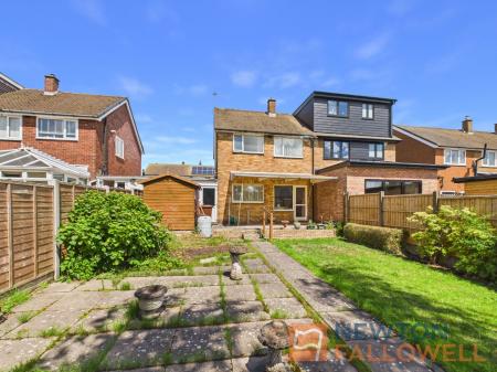 3 bedroom Semi-detached house for sale in Simmonds Road, Walsall, WS3