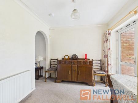 3 bedroom Semi-detached house for sale in Simmonds Road, Walsall, WS3