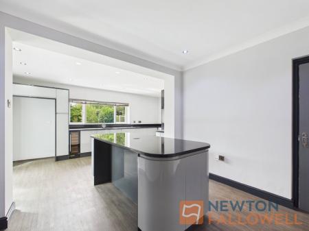 3 bedroom Semi-detached house for sale in Long Lane, Walsall, WS6