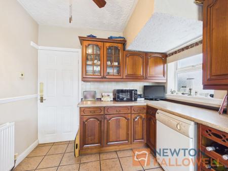 3 bedroom Semi-detached house for sale in Forest Avenue, Walsall, WS3