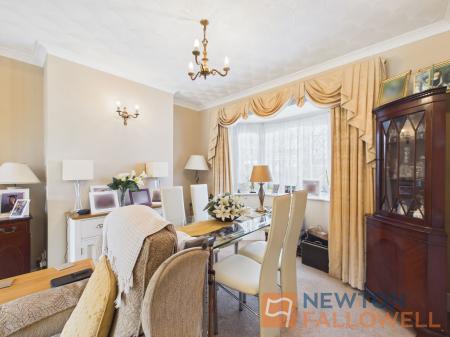 3 bedroom Semi-detached house for sale in Forest Avenue, Walsall, WS3