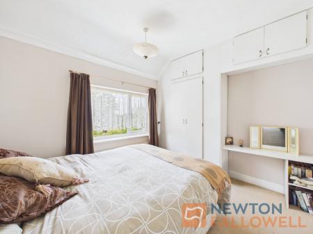 3 bedroom Semi-detached house for sale in Forest Avenue, Walsall, WS3