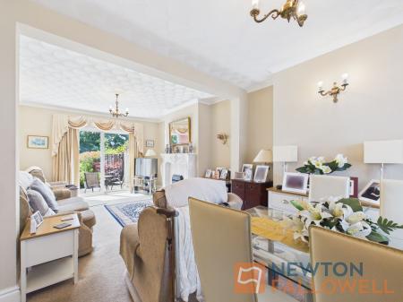 3 bedroom Semi-detached house for sale in Forest Avenue, Walsall, WS3