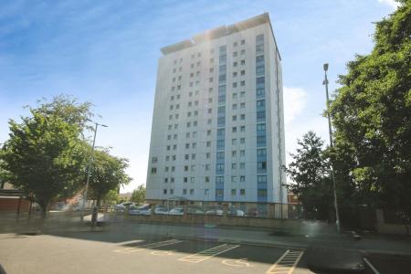 Gomer Street, The Pinnacle, WV13