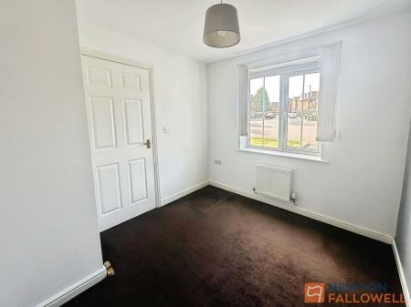 2 bedroom Flat to let in Walker Road, Walsall, WS3