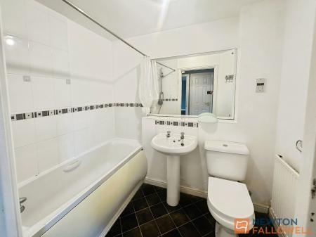 2 bedroom Flat to let in Walker Road, Walsall, WS3