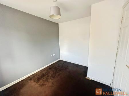 2 bedroom Flat to let in Walker Road, Walsall, WS3