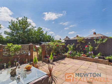 3 bedroom Semi-detached house for sale in Harden Road, Walsall, WS3