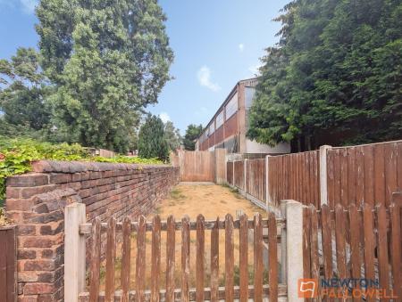 3 bedroom Terraced House to let in Revival Street, Walsall, WS3