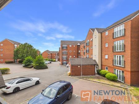 2 bedroom Flat for sale in Terret Close, Walsall, WS1
